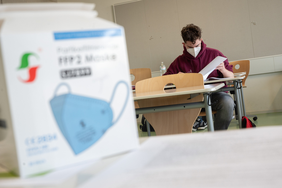 Schulen sollen weitgehend offen bleiben.
