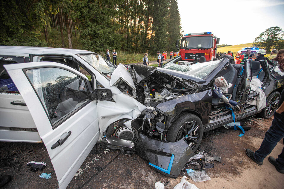 BMW widerspricht Polizei: Kein Autonomes E-Testfahrzeug an Horror-Unfall beteiligt!