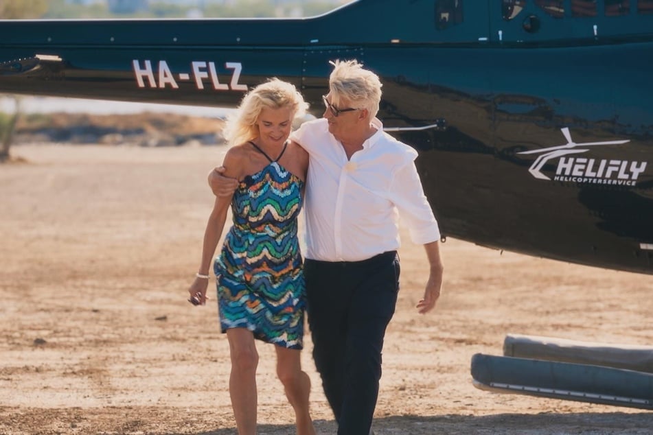 Golden Bachelor Franz Stärk (73) lädt Lise ganz romantisch auf einen Helikopterflug ein.