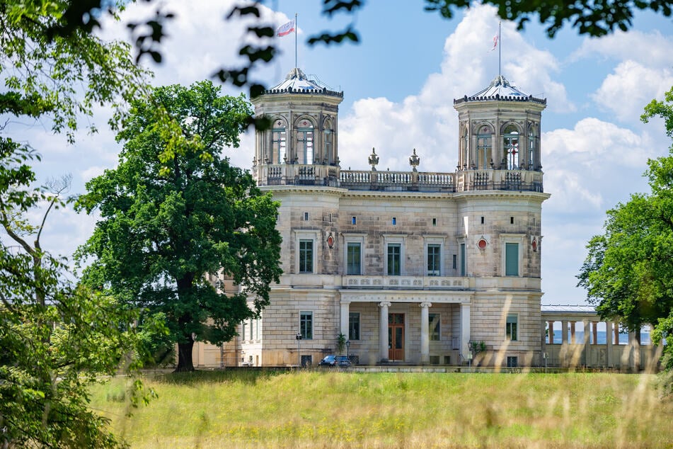 Dresden: Lingnerschloss-Streit geht weiter: Petitionen gegen Verkauf gestartet