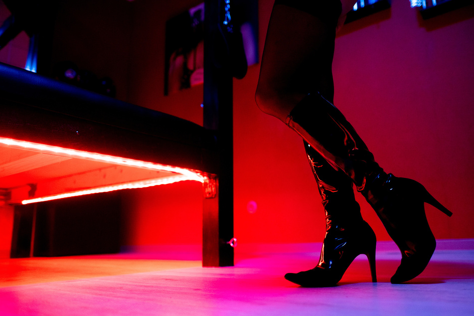 Prostituierte trifft verzweifelte Entscheidung: Die Hintergründe sind schockierend