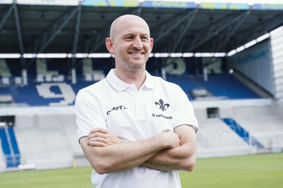 Der neue Lilien-Trainer Torsten Lieberknecht (47) begrüßt die Verlegung des Trainingslagers.