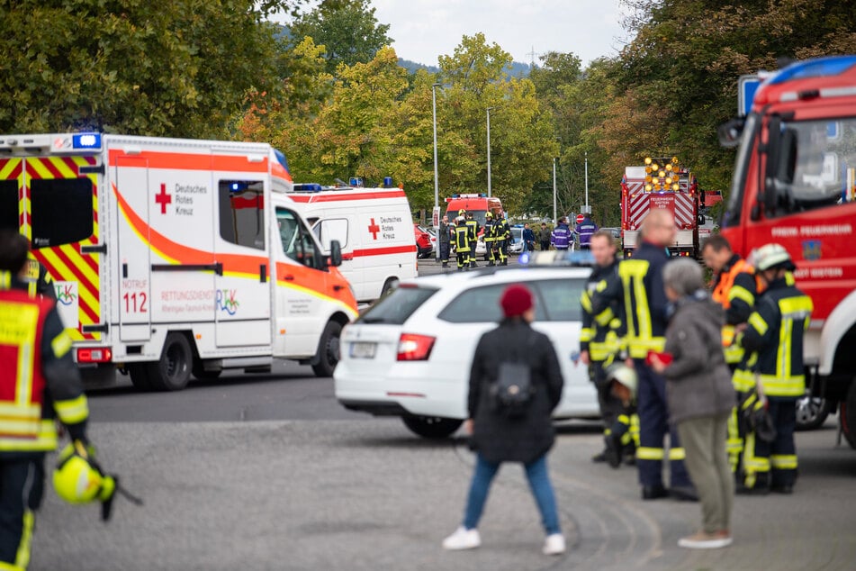 Ein Gasaustritt in einem Mehrfamilienhaus in der Neumarkter Innenstadt löste am Faschingsdienstag einen Großeinsatz von Rettungskräften aus. (Symbolbild)