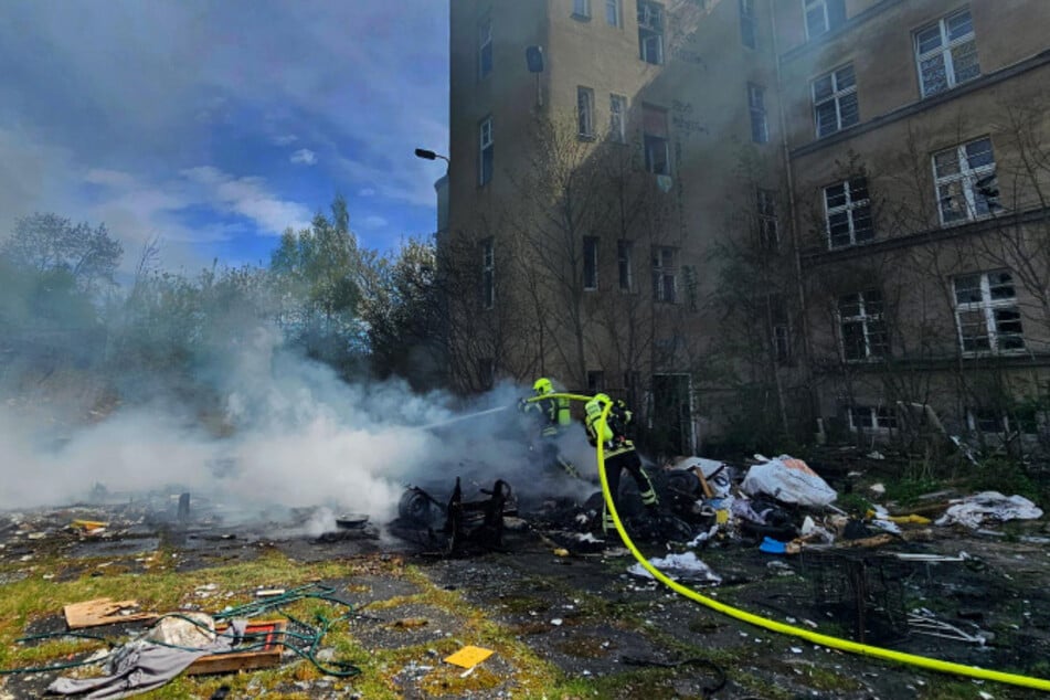 In einer Industriebrache in Altchemnitz kam es erneut zu einem Brand.