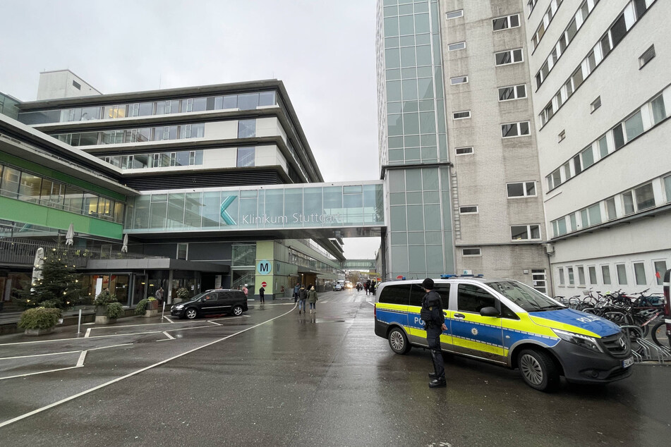 Mit starken Kräften fahndete die Stuttgarter Polizei nach einer möglicherweise bewaffneten Person.