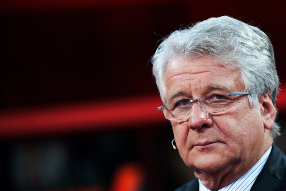 Marcel Reif ruft zu Gewalt gegen Embolo auf und kassiert heftiges Twitter-Gewitter!