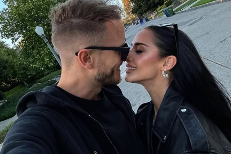 Julian Claßen (33) und seine Freundin Palina schweben derzeit auf Wolke sieben.