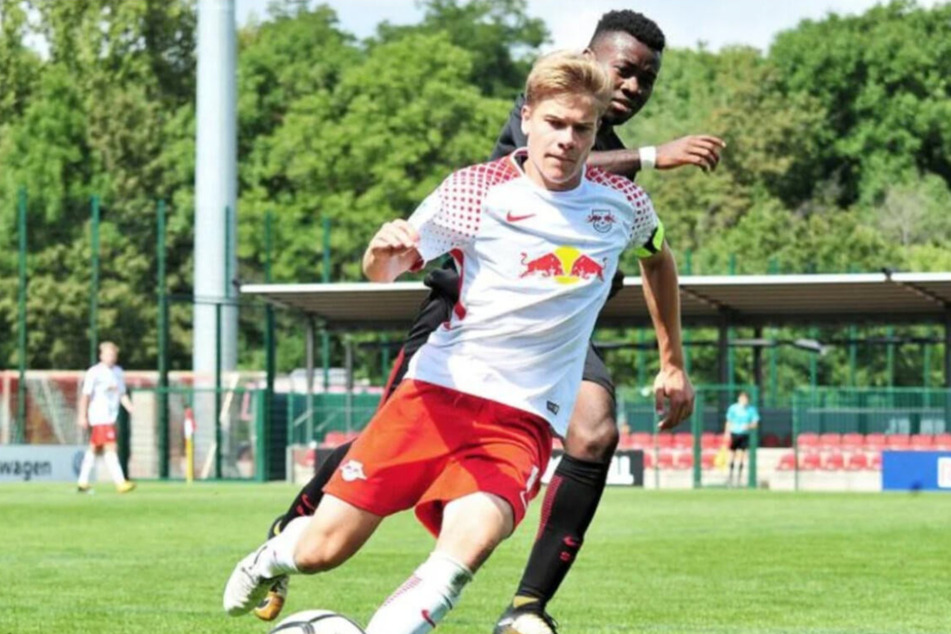 Kilian Senkbeil (heute 23, vorne) trug in der U19 von RB Leipzig die Kapitänsbinde und galt als eines der deutschen Toptalente auf seiner Position.