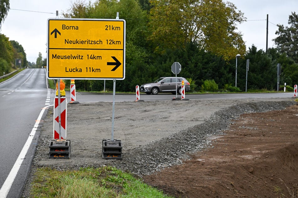Auch diese Kreuzung in Groitzsch wurde für die Schwerlasttransporte vergrößert und neu ausgebaut.