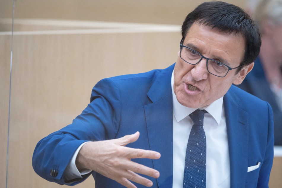 CDU-Landtagsfraktionschef Wolfgang Reinhart (64).