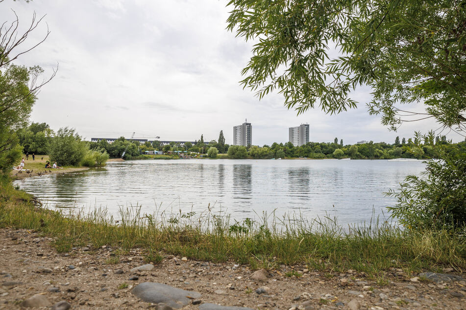 Das Rathaus warnt unter anderem vorm Baden in der Kiesgrube Leuben.