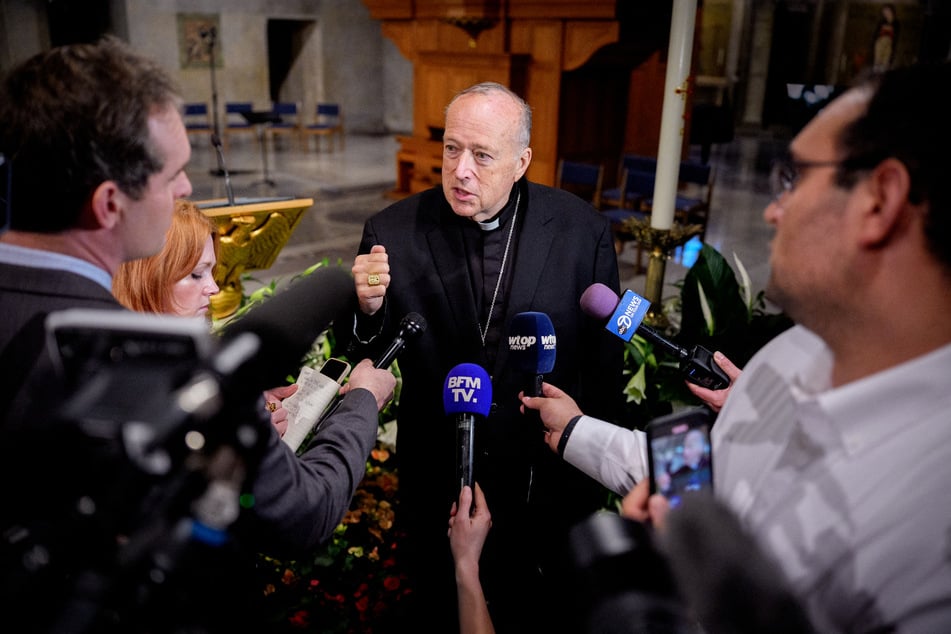 Cardinal Robert McElro denounced the US war on Iran as "morally legitimate" and criticized its "unclear" aims.