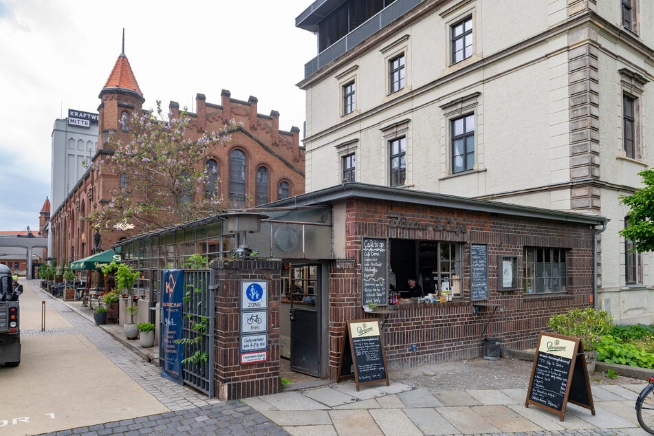 Das "T1": Einst eine Pförtnerloge - heute ein Bistro mit Kulturaustausch.