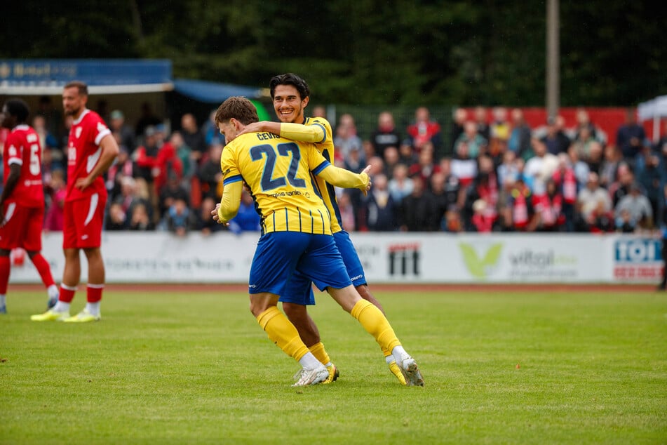 Dorian Cevis (#22) war mit einem Tor und zwei Vorlagen bester Leipziger.