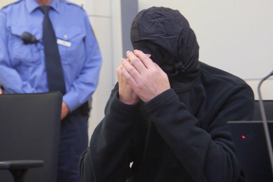 Lebenslange Haft verhängt: Bauschaum-Killer geht in Revision!