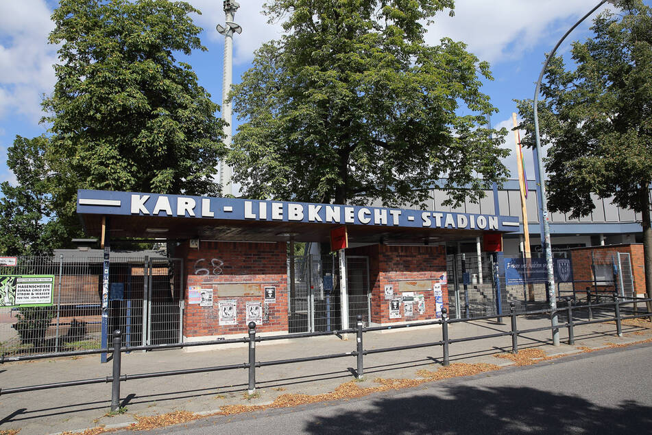 Laut dem Fußball-Regionalligisten entstand in dem Hauptgebäude ein großer Schaden.