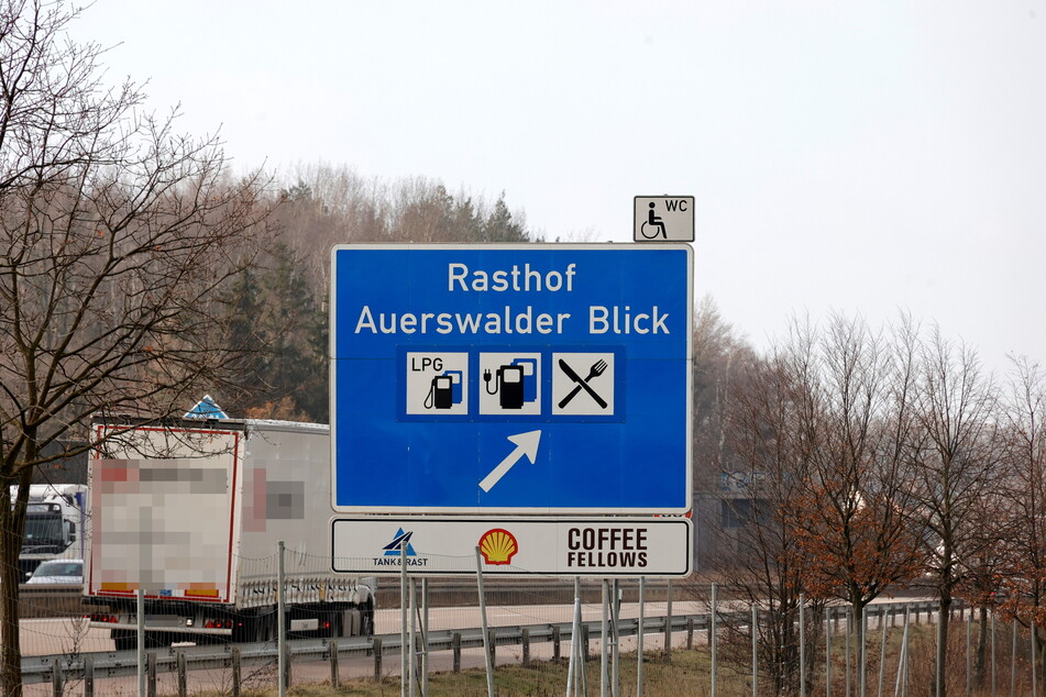 Auch auf dem A4-Rastplatz "Auerswalder Blick" schlugen Reifen-Diebe zu.