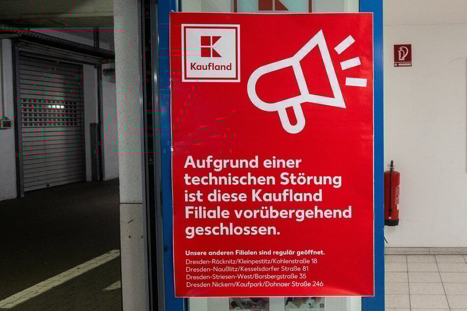 Aushänge nennen Alternativ-Standorte in der Umgebung.