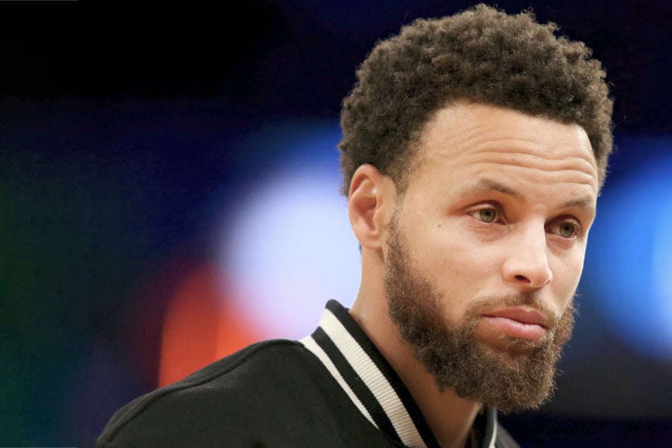 Warriors issue update on Steph Curry's shoulder injury