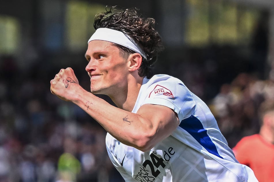 Fabian Reese (27) wird weiterhin im Trikot von Hertha BSC jubeln.