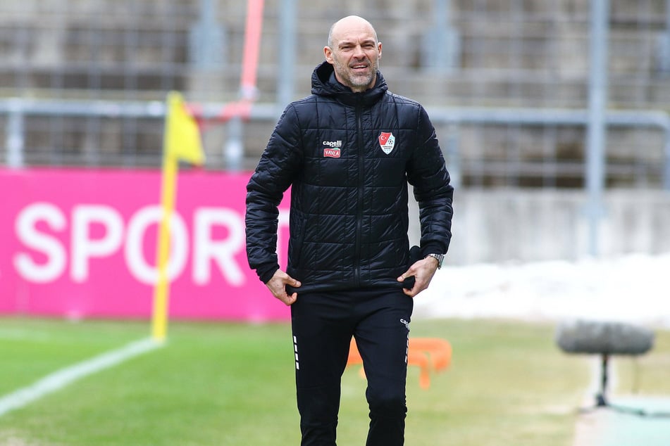Die gemeinsame Zeit ist beendet! Türkgücü München hat sich mit sofortiger Wirkung von Trainer Alexander Schmidt (52) getrennt.