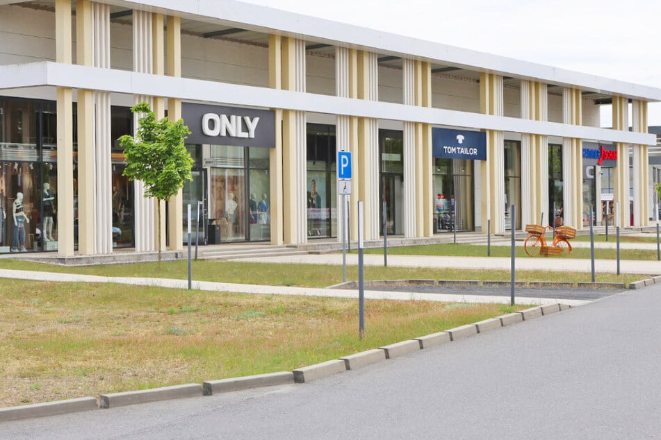 Die Marken-Outlets Schwarzheide-Mitte in der Naundorfer Str. 44-46