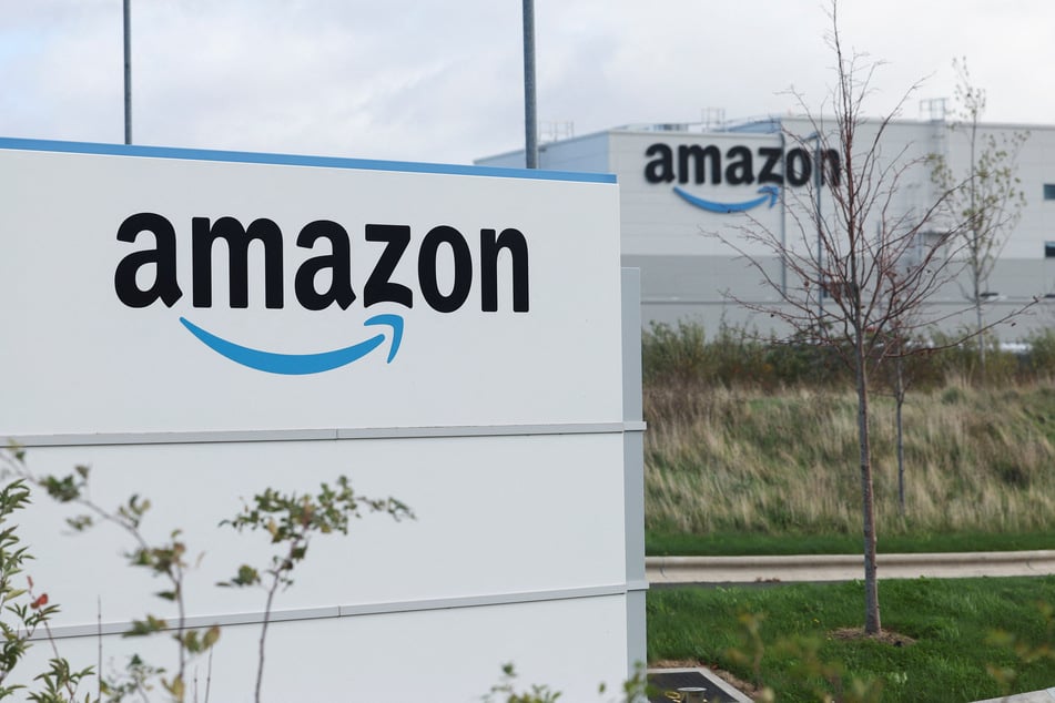 Amazon is cutting at least 14,000 corporate jobs, which it plans to replace through more investment in artificial intelligence.
