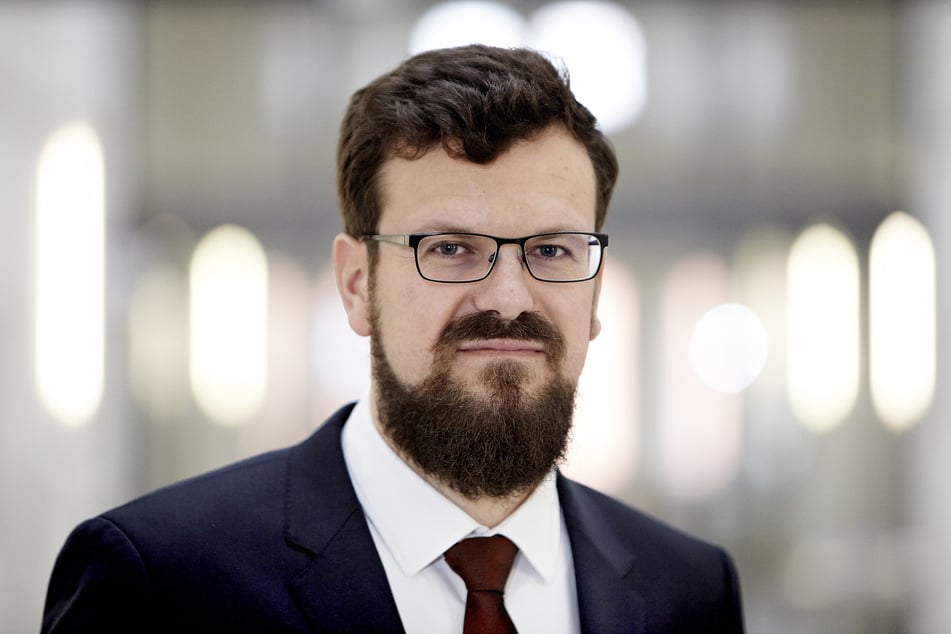 Prof. Dr. Stefan Eichler (40).