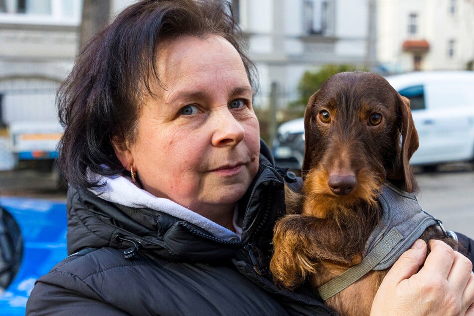 Wer hat Dackel Hannes mit Pfefferspray besprüht?