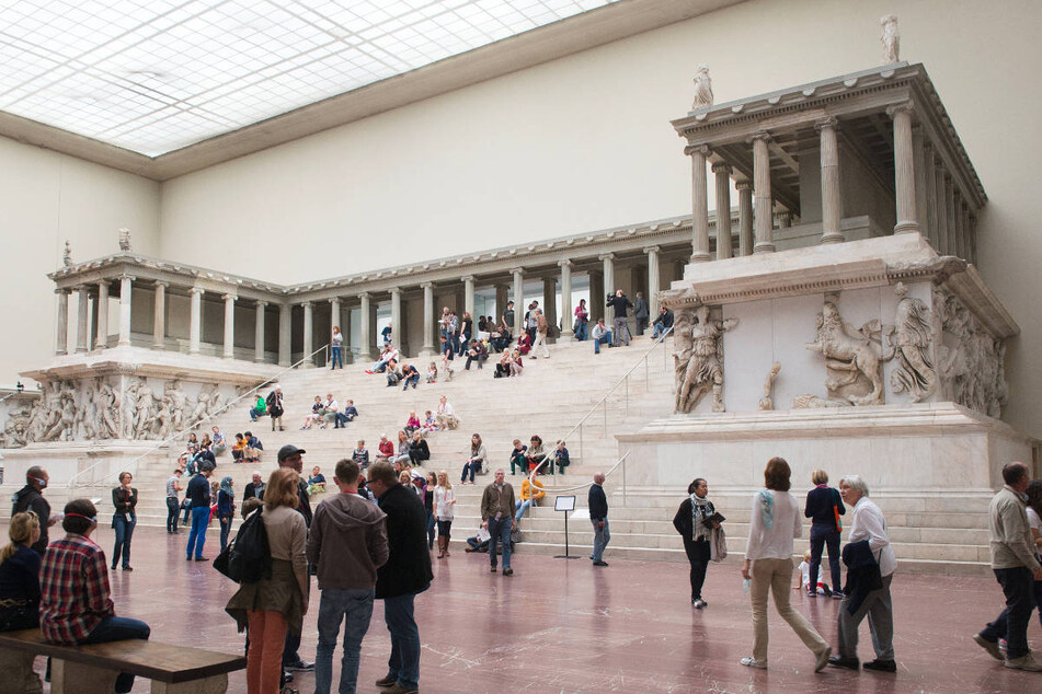 Der Pergamonaltar ist bereits seit 28. September 2014 nicht mehr für Besucher zugänglich.