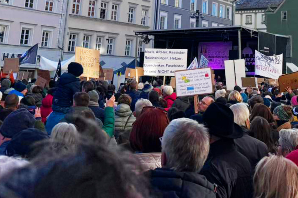 Proteste dauern an: Tausende Teilnehmer bei Demos gegen Rechtsextremismus