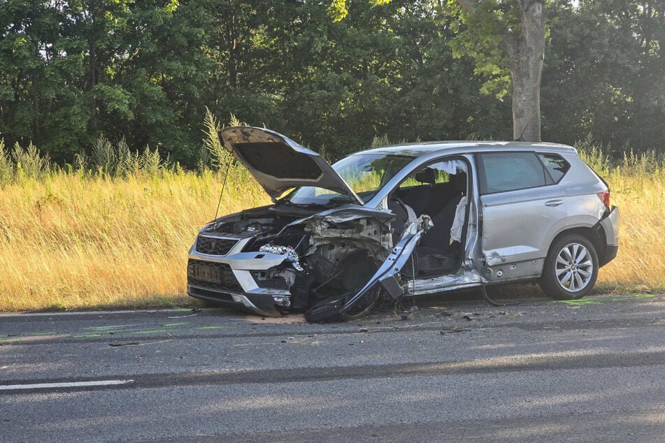 An den beteiligten Fahrzeugen entstand Totalschaden.