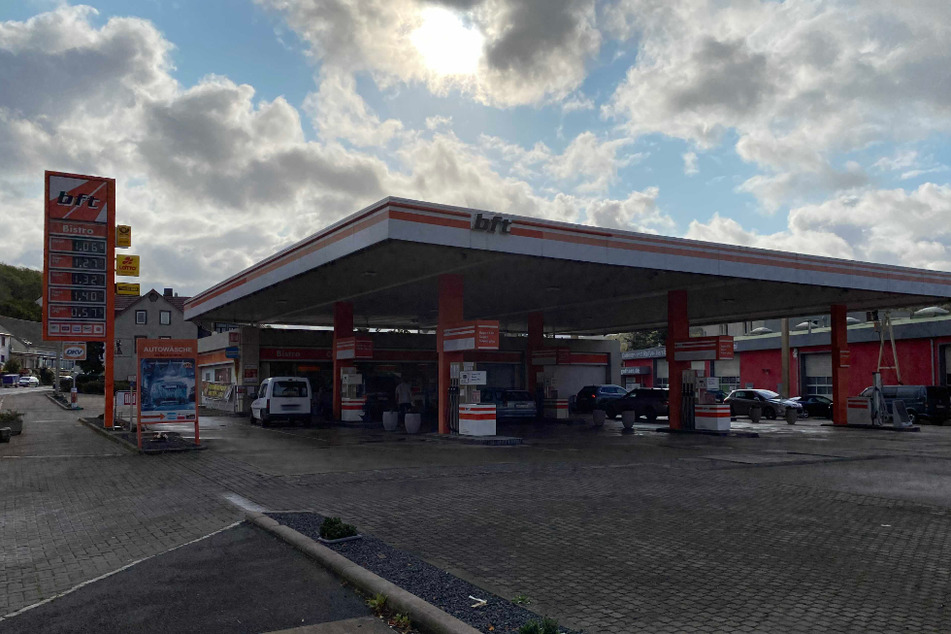 An einer Tankstelle in Eisenach wurde eine leblose Person aufgefunden.