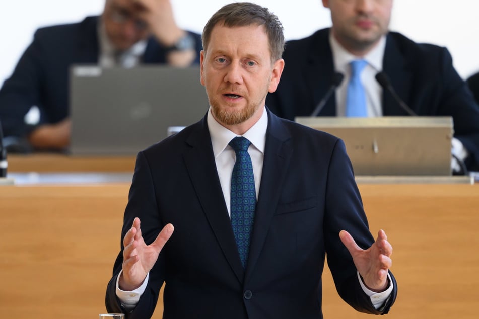 Ministerpräsident Michael Kretschmer (CDU, 49) wird am Donnerstag im Parlament ans Rednerpult treten und für die Staatsregierung sprechen.