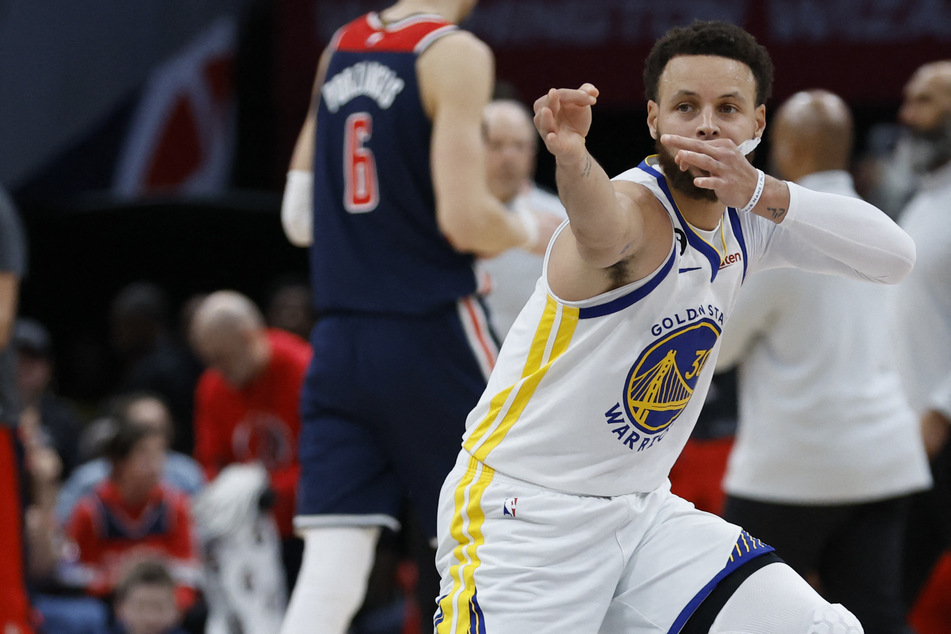 Golden State Warriors icon Steph Curry put on a show with 41 points against the Washington Wizards.