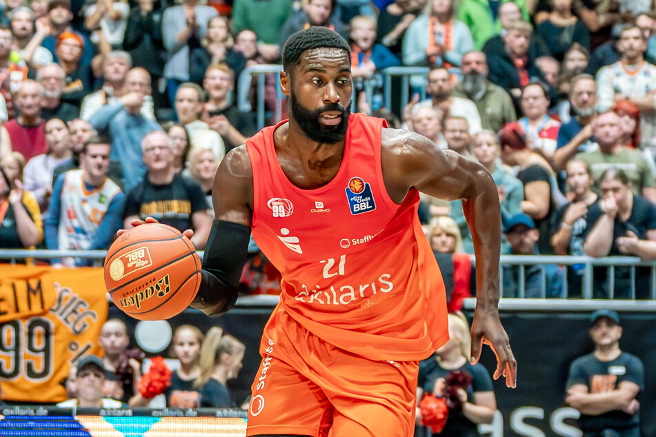 Eddy Edigin (30) hatte Chemnitz in der vergangenen Saison vorzeitig verlassen und war nach Weißenfels gewechselt.