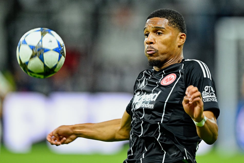 Zurzeit ist Aurèle Amenda (22) in der Innenverteidigung der Frankfurter Eintracht nur die Nummer vier.