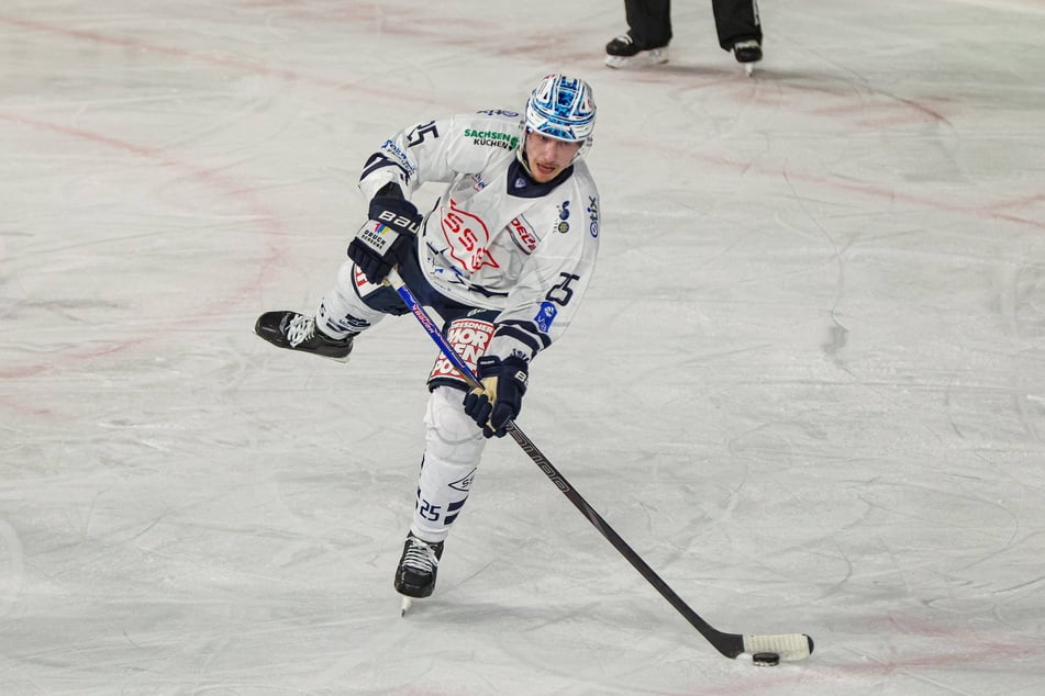 Aufstiegsheld Tariq Hammond (32) löste am Mittwoch seinen Vertrag in Dresden auf. Er wechselt zur DEG.