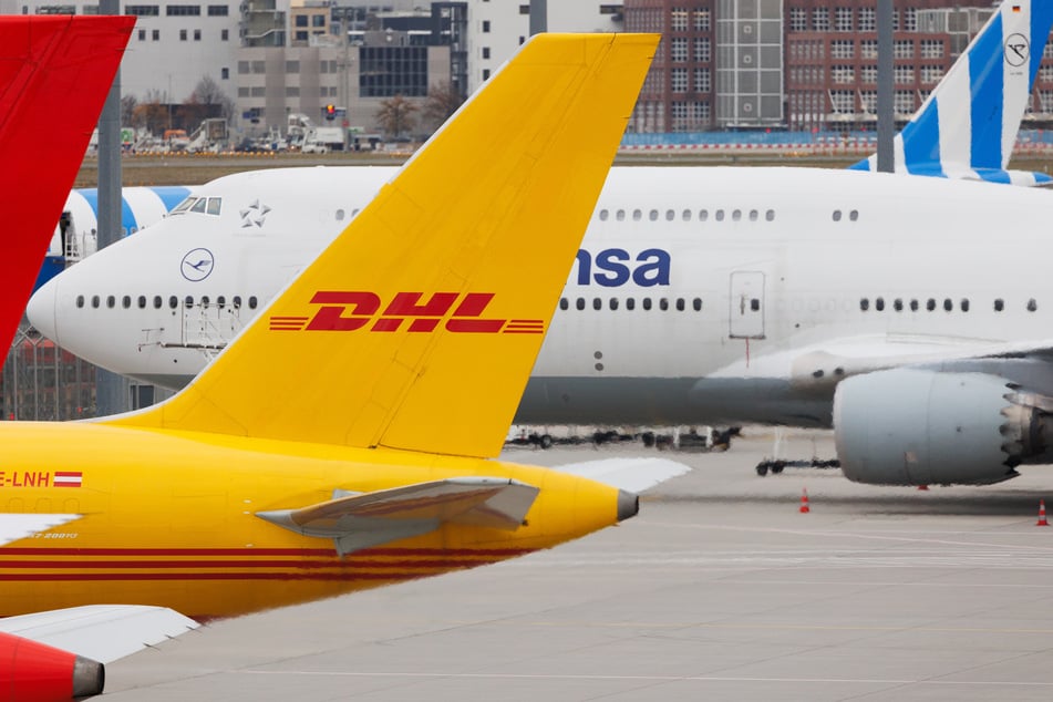 Ein Faktor für die Häufung in der hessischen Metropole: Das DHL-Postzentrum befindet sich am Flughafen Frankfurt. (Symbolbild)