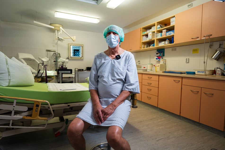 Olaf (65, Name geändert) ist Stammgast in der Fetischklinik. TAG24 verrät er exklusiv, was ihn an diesen Schmerzen fasziniert.