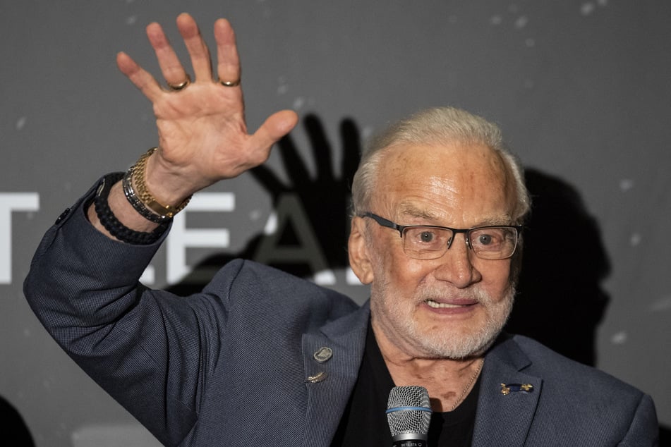 Kim Kardashian behauptete, der frühere Astronaut Buzz Aldrin (95) habe den Mond bei der Apollo-Mission 1969 nicht betreten.