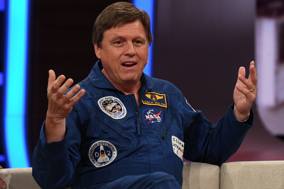 Der Astronaut und Physiker Ulrich Walter (70) glaubt nicht, an einen Kontakt mit außerirdischem Leben.