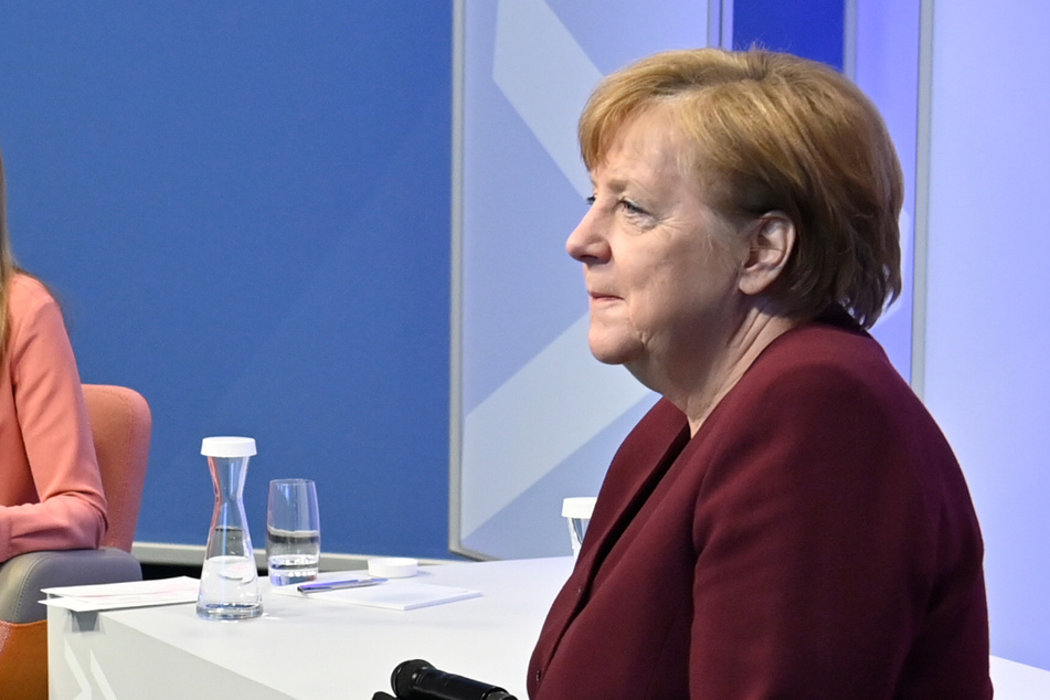 Bundeskanzlerin Angela Merkel (66, CDU).