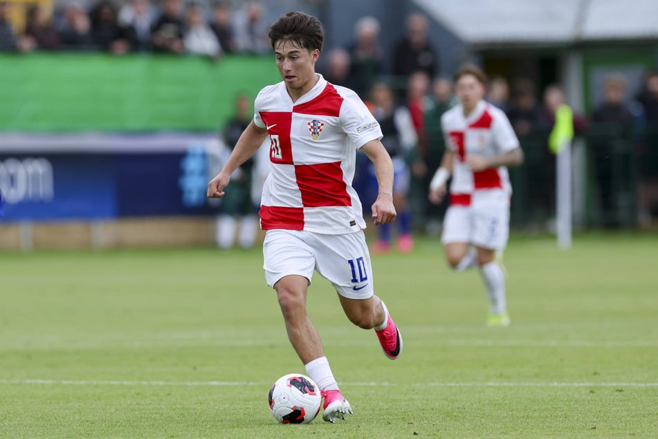 Covic stand schon 16-mal für die U19-Nationalelf Kroatiens auf dem Rasen, erzielte dabei drei Treffer. Im Sommer kam er mit seiner Jugendauswahl bei der U19-EM bis ins Halbfinale, wo gegen Spanien Schluss war.
