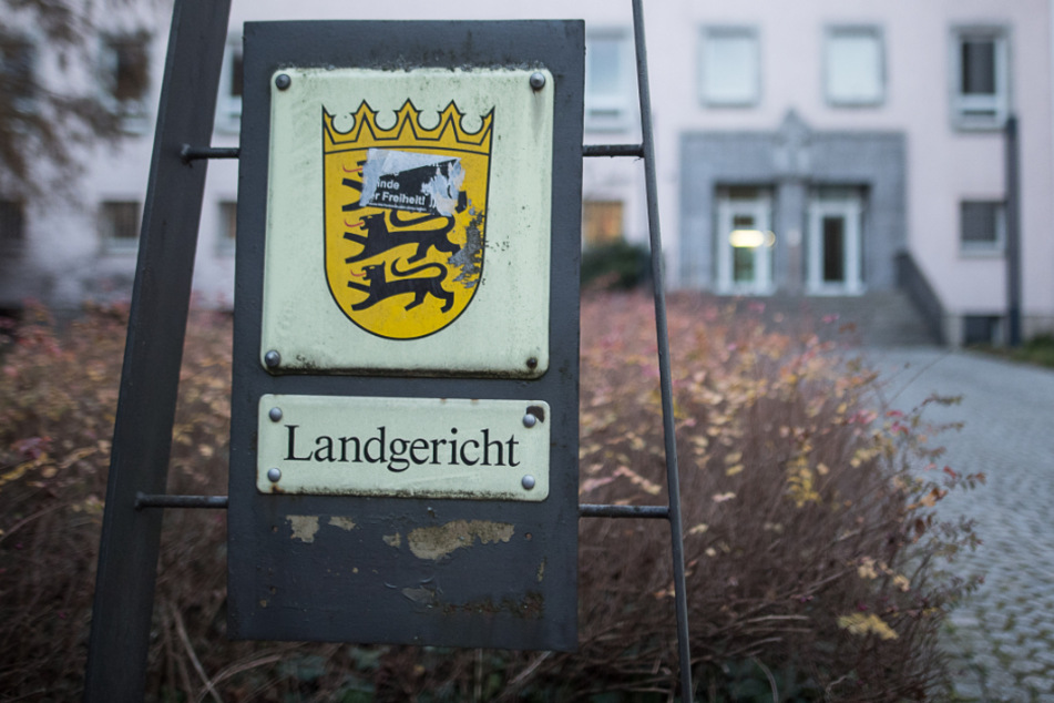 Der Angeklagte muss sich seit Montag vor dem Heilbronner Landgericht verantworten. (Archiv)