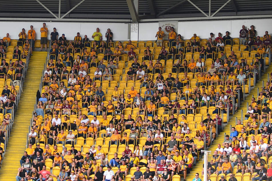 16.000 Zuschauer dürfen mit der 3G-Regel ins Rudolf-Harbig-Stadion.