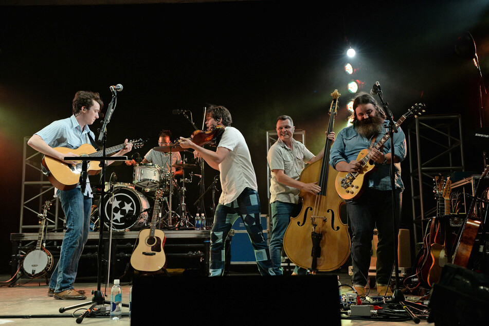 Old Crow Medicine Show is releasing its seventh studio album, Paint This Town, on Friday.