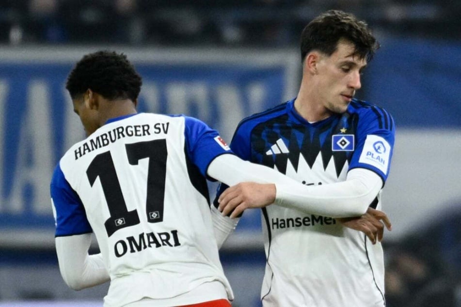 HSV-Profi Nicolas Capaldo (27, r.) musste gegen Leipzig nach nur wenigen Minuten verletzt ausgewechselt werden. Wie schwer hat es ihn erwischt?