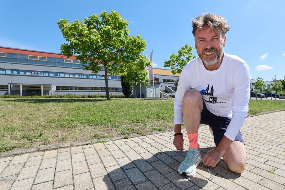 Die Laufschuhe sind geschnürt, also kann es losgehen auf die rund 350 Kilometer.