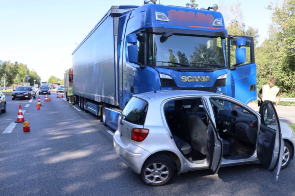 Zwei Unfälle auf Chemnitzer Neefestraße sorgen für Verkehrschaos